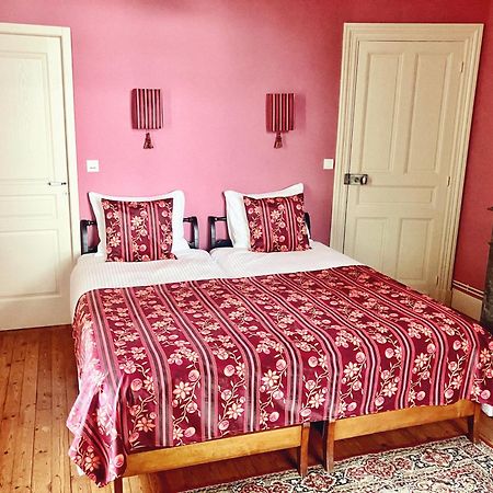 Petit Chateau Le Piot Panzió Fleurance Kültér fotó